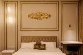 Luxurious Stay in LeelaResidency near airport and Manyata tech park